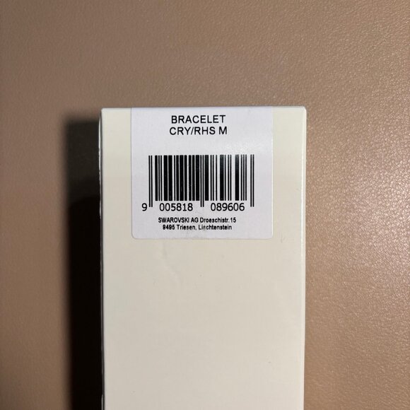 Swarovski Emily Tennis Bracelet Jewelry Collection New in Box w/o tags - Picture 6 of 6